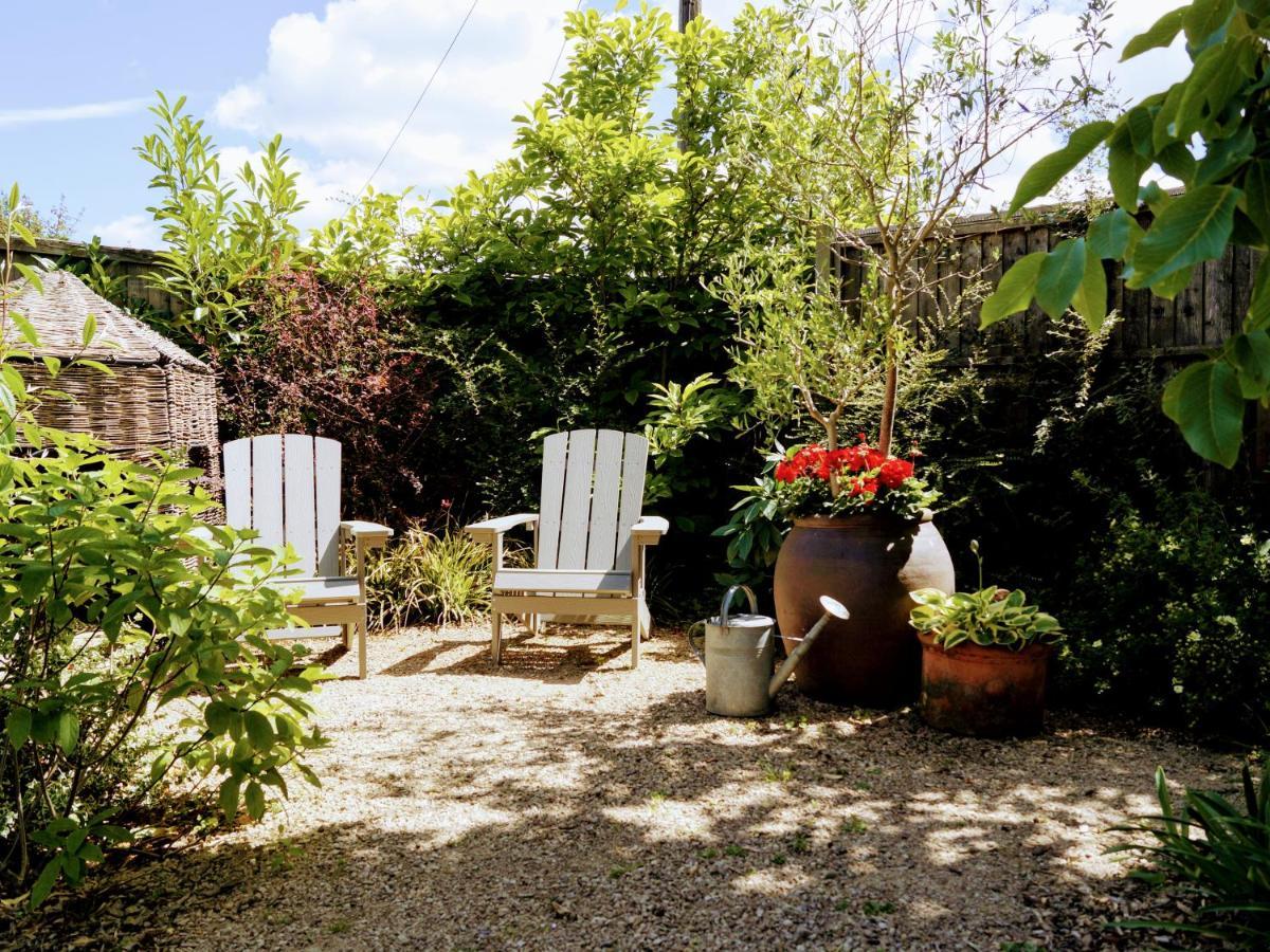 The Walnut, Meopham - A Private Retreat Rural Location Villa Bagian luar foto