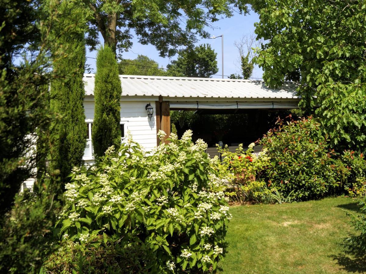 The Walnut, Meopham - A Private Retreat Rural Location Villa Bagian luar foto